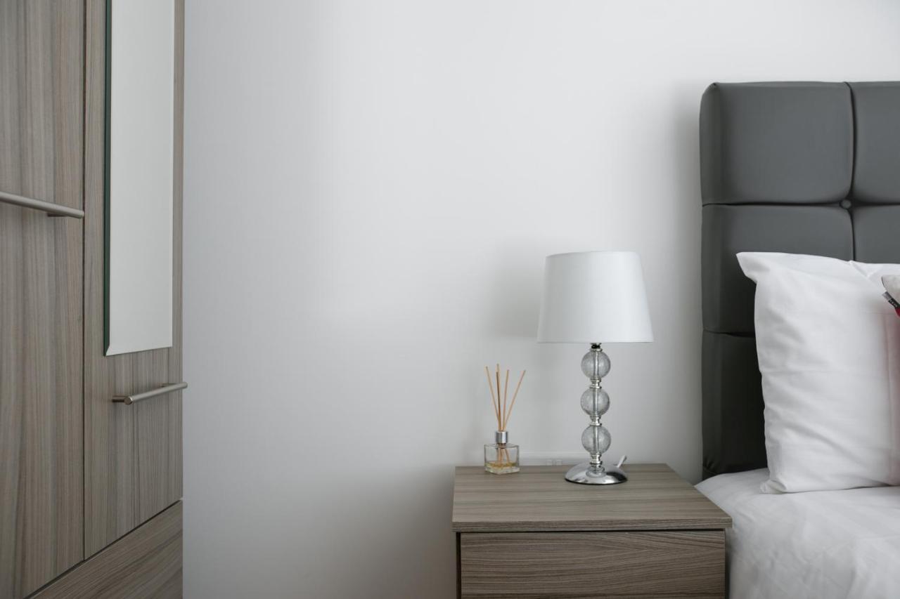 Kvm - City Apartment 9 - Contractors - Town Centre By Kvm Stays Peterborough Esterno foto